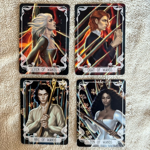 🧚 Serpent & Dove Mug and Tarot cards | Fairyloot - Picture 2 of 11